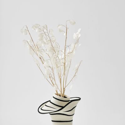 Floral decoration - stripe stripe / art object and vase - MOBJE