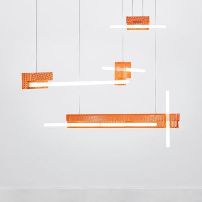 Hanging lights - Tondo - MARTA AYALA HERRERA