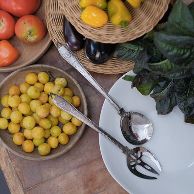 Cutlery set - PUNCHED SALAD SERVERS - TSÉ & TSÉ