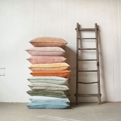 Fabric cushions - Coussin en velours délavé PIP 70/70 cm - ML FABRICS