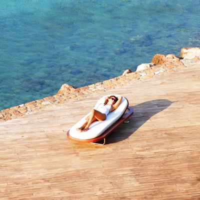 Deck chairs - Riviera Sunbed Pool Edition. - SEORA