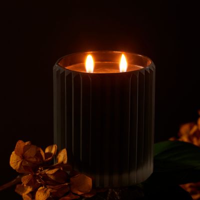 Gifts - Candle holder Luxury soy candle scented with tobacco and leather - LEONE DI FIUME