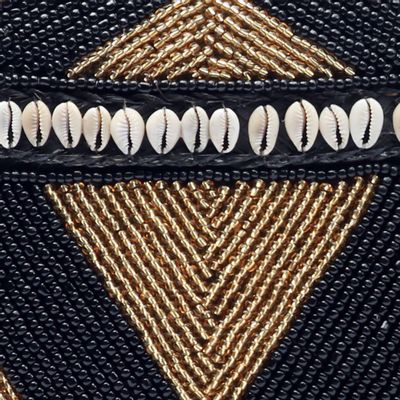 Coffrets et boîtes - Le Panier Beaded Cowrie Diamond - Noir Or - M - BAZAR BIZAR LIVING