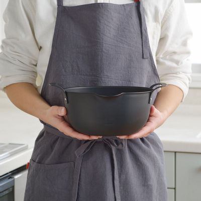 Saucepans  - Japanese black steel frying pan with a spout - Aikata/YOSHIKAWA collection - ABINGPLUS