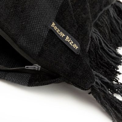 Coussins - La Housse de Coussin Oh My Gee - Velours Noir - 60x60 - BAZAR BIZAR LIVING