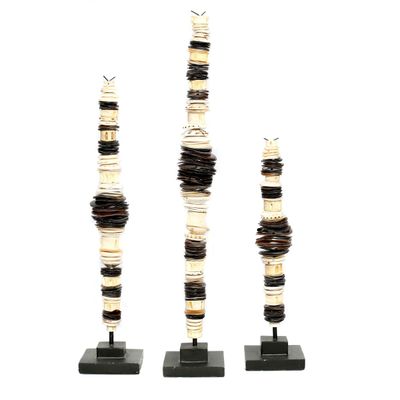 Decorative objects - The Money Shell on Stand - Black White - Set of 3 - BAZAR BIZAR LIVING