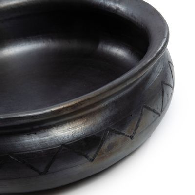 Platter and bowls - The Burned Curry pot With Pattern - Black - BAZAR BIZAR LIVING