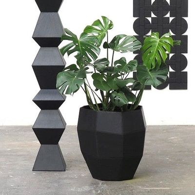 Floral decoration - Octagonal planter in natural slate, H 53/Diam 58 cm - LE TRÈFLE BLEU