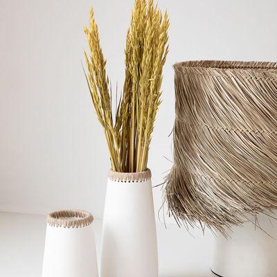 Lampes de bureau  - La Lampe De Table Pandan - Blanc Naturel - BAZAR BIZAR - COASTAL LIVING