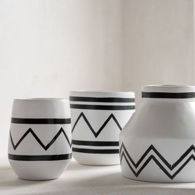 Vases - Le Porte-Plante Santorini - Blanc Noir - BAZAR BIZAR LIVING