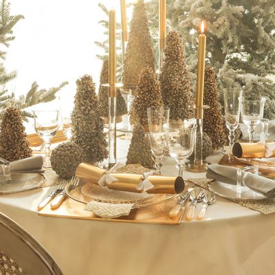 Formal plates - Gold Leaf Lacquer Placemat - CASPARI