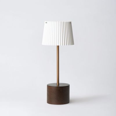 Wireless lamps - Cordless lamp COZY Pleated Dark Wood - HISLE