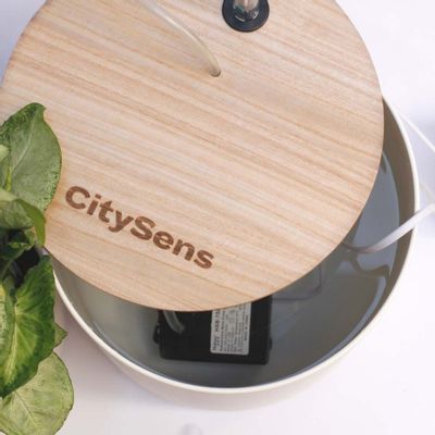 Office furniture and storage - Automatic drip irrigation system with water tank - CITYSENS
