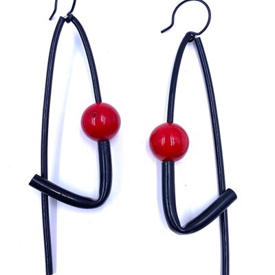 Gifts - Black red P earring - SAMUEL CORAUX