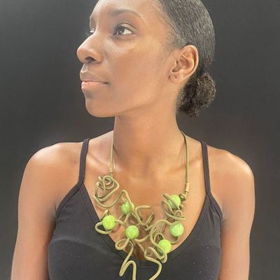 Gifts - Big green pearl cloud necklace with green beads - SAMUEL CORAUX