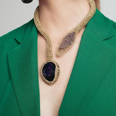 Bijoux - Collier en forme de feuille de serpent - HARA KARAMICHALI JEWELLERY