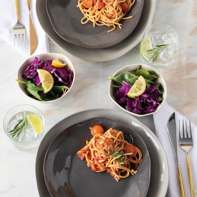 Kitchen utensils - Stoneware plates - BE HOME