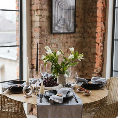 Table cloths - Light Grey Linen Table Runner - LINEN SPELLS
