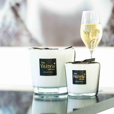 Candles - GLOSSY WHITE - VICTORIA WITH LOVE COLLECTION