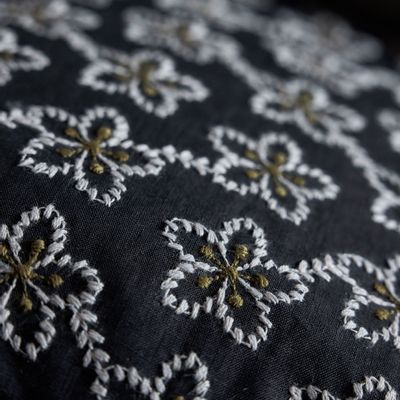 Coussins textile - Fleurs Noir - Housse de coussin décorative en lin - ALEXANDRE TURPAULT