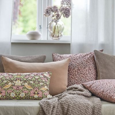 Fabric cushions - Cushions in original William Morris print from Morris & Co. - SPLIID