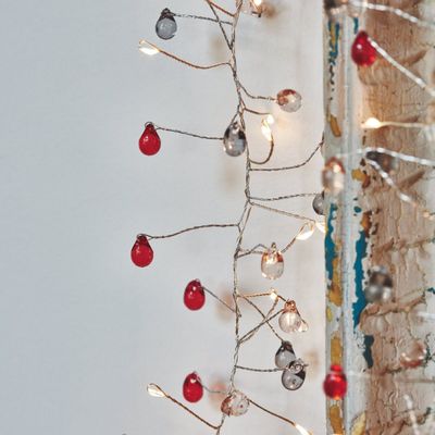 Guirlandes et boules de Noël - Cabana, noix de coco, cristal et grappe de perles - LIGHT STYLE LONDON