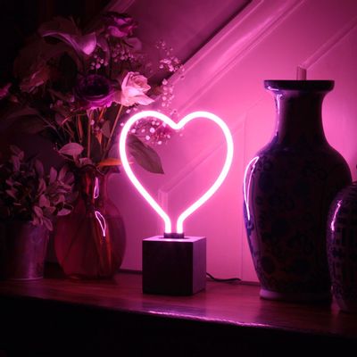 Lampes de table - Néon sur socle 'Coeur' - LOCOMOCEAN