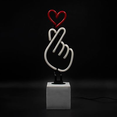 Table lamps - Neon 'Finger Heart' Sign - LOCOMOCEAN