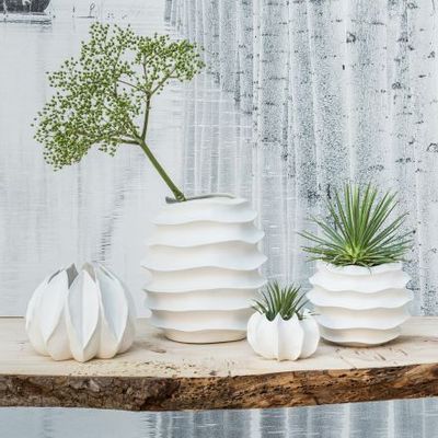 Vases - ARIA porcelaine vase D=16cm - YLVAYA DESIGN
