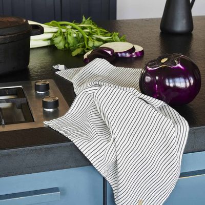 Torchons textile - Black and white teatowels - LA CERISE SUR LE GÂTEAU