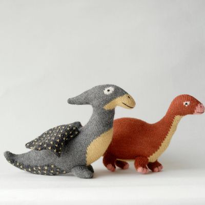Jouets enfants - THEO : Peluche tricotée en alpaga de la collection DINOS. CE standards - SOL DE MAYO