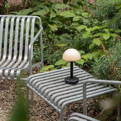 Lampes sans fil  - Bug Table Light Black / Frosted - HUMBLE LIGHTS