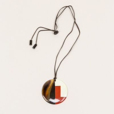 Jewelry - Round pendant in buffalo hoof and lacquer - L'INDOCHINEUR PARIS HANOI