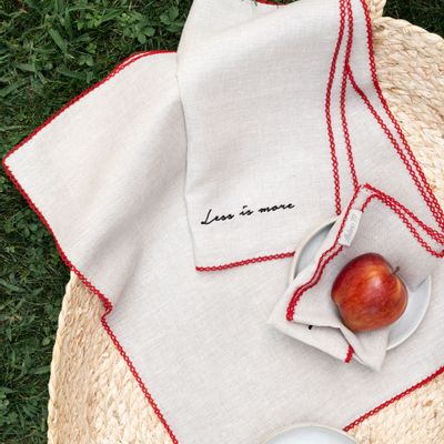 Table linen - Less is more placemat and napkin red hemstitched - ATELIER 99