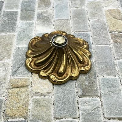 Decorative objects - Antique tourbillon bell - LA FÉE SONNETTE