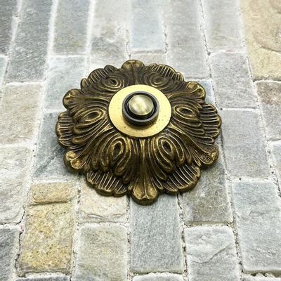 Decorative objects - Royal antique doorbell - LA FÉE SONNETTE