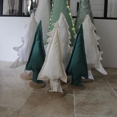 Autres décorations de Noël - Sapin de Noël 70 cm - Tissu upcyclé - LA FÉE L'A FAIT