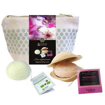 Caskets and boxes - KONJAC AND AYURVEDA WELLNESS GIFT KIT - REGENERATING TREATMENT - KARAWAN AUTHENTIC