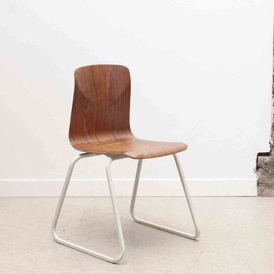 Chairs - Galvanitas S23 oak reissue chair - CARTEL DE BELLEVILLE