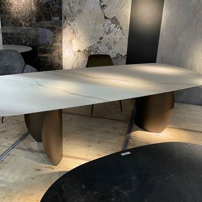 Dining Tables - Dining Table in ceramic with Beluga Leg - COLOMBUS MANUFACTURE FRANCE