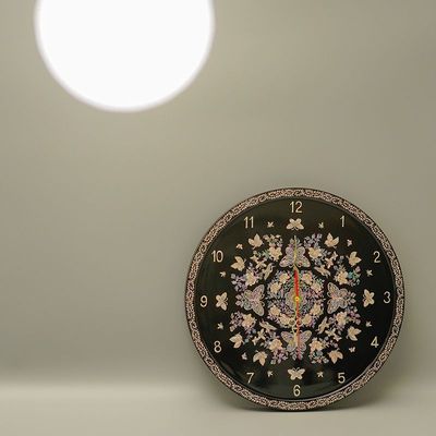 Horloges - Mother of Pearl Wall Clock - FEBRUARY MOUNTAIN