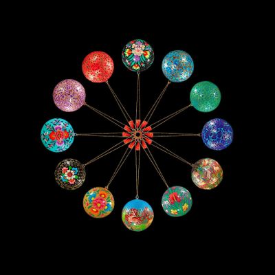 Christmas garlands and baubles - Luxury Gift Set - 6 Box of Handmade Baubles - HONEST LOVE OUR PLANET