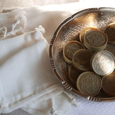 Savons - SAVONS D'ALEP D'INVITÉS PURE OLIVE 10 G AVEC POCHON CADEAU - KARAWAN AUTHENTIC