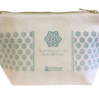 Coffrets et boîtes - TROUSSE CADEAU BIEN-ÊTRE HAMMAM - ESSENTIELS D'ORIENT - KARAWAN AUTHENTIC