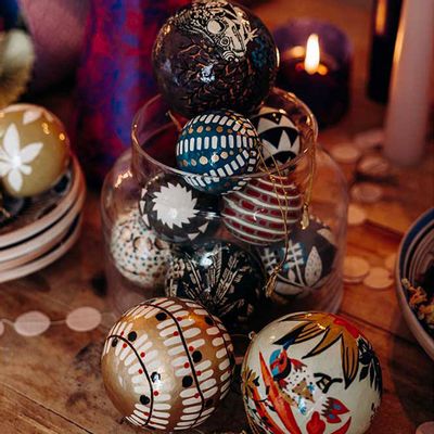 Guirlandes et boules de Noël - Boules décoratives - LE MONDE SAUVAGE BEATRICE LAVAL