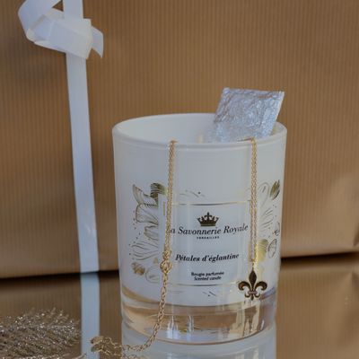 Candles - ROSEHIP PETAL CANDLE+NECKLACE - LA SAVONNERIE ROYALE
