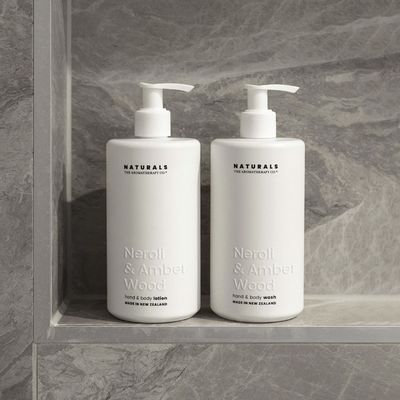 Cosmétiques - Naturals Lotion pour les mains et le corps - THE AROMATHERAPY CO.