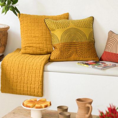 Coussins - Coussin Swami Safran 45 x 45 - MAISON VIVARAISE - SDE VIVARAISE WINKLER