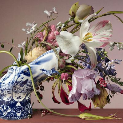 Vases - Hand-painted Blow Away Vase - Moooi x Royal Delft - ROYAL DELFT