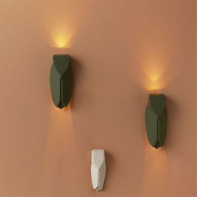 Outdoor decorative accessories - LUMINOUS MUTE (Indoor/outdoor wall lamp) - MONOCHROMIC CERAMIC